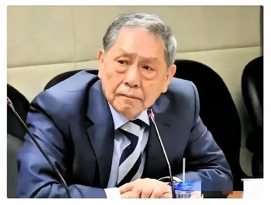 台湾退役中将帅化民说:张学良被关一辈子一点都不冤，因为抓老蒋，蒋介石的总统卫队全