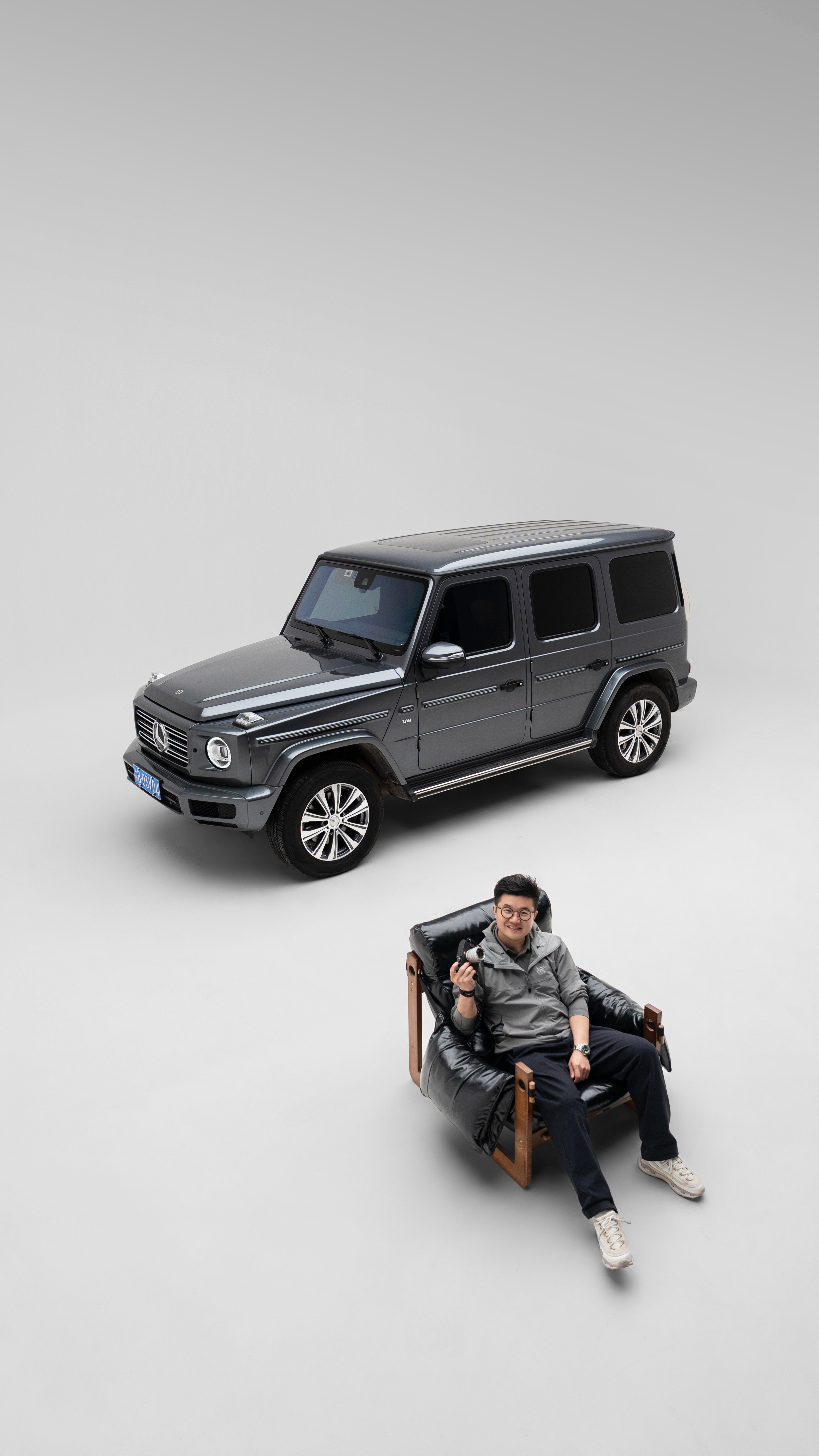 了解了一下张雪机车820RR不满一年驾龄确实不能买、emm…我能不能买一辆当摆件