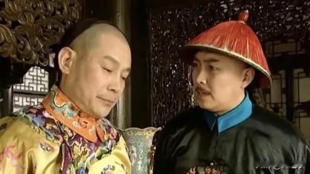 康熙对太子的感情挺复杂的，因为他两废两立都舍不得杀太子，舍不得把太子贬为庶人，舍