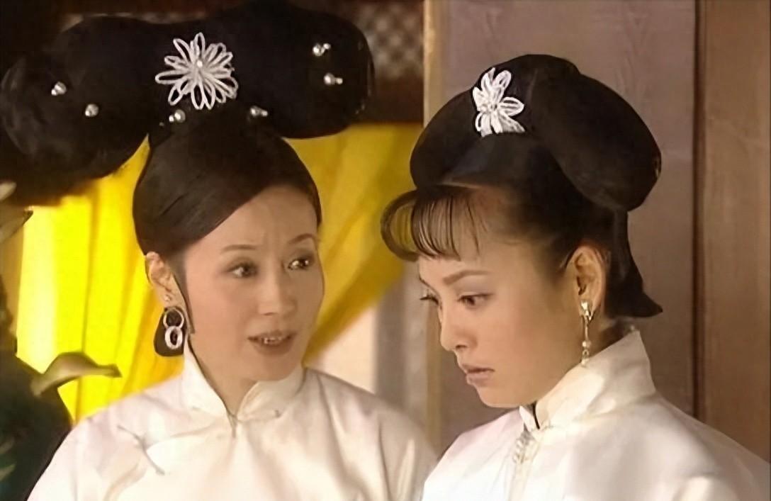 姑侄两人一同嫁给同治皇帝，侄女成为了短命皇后，姑姑却封为嫔妃并一直活到民国18