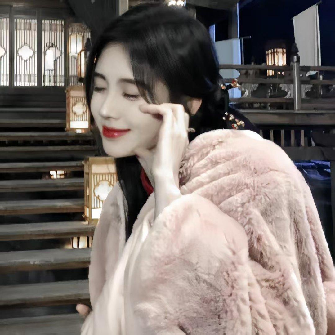 灯火流光🔴🏮鞠婧祎​​​