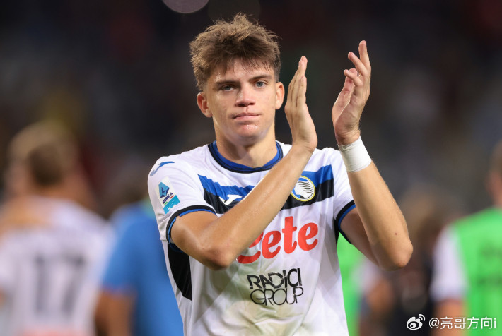 据《米兰体育报》报道称，国米今夏再次追求帕莱斯特拉，路易斯·恩里克可能被出售。国