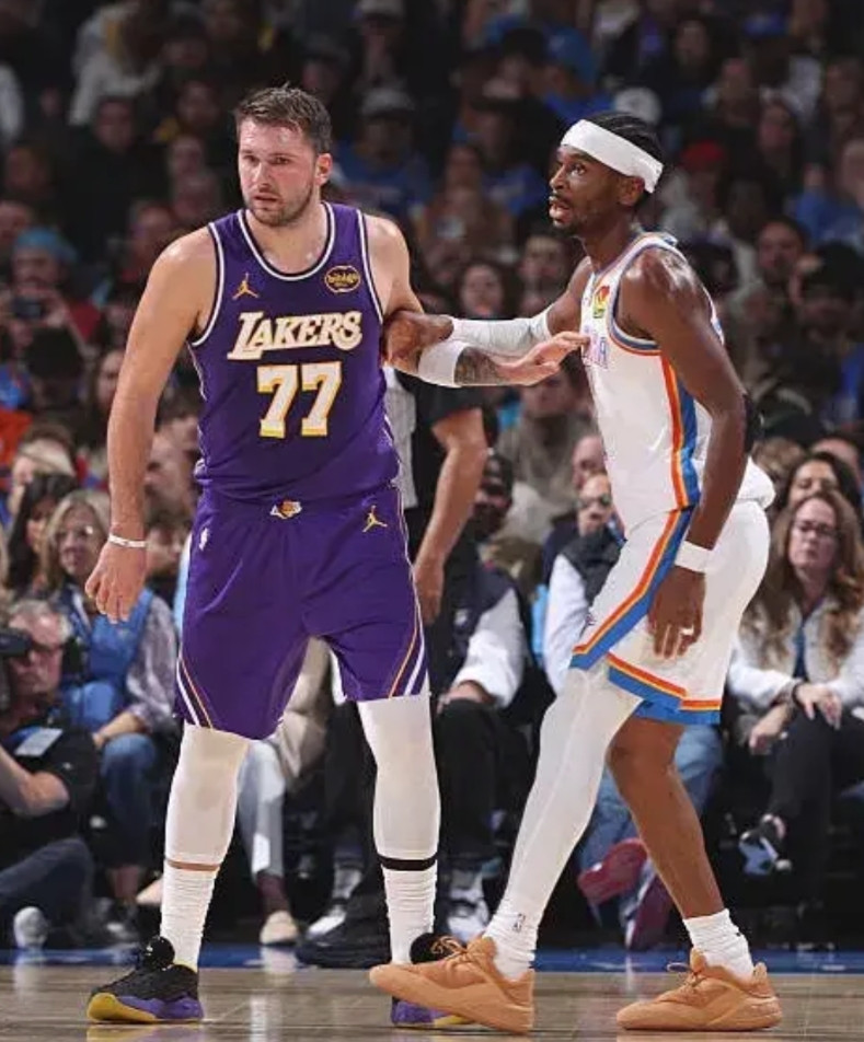 都得给勇士队道歉，勇士输给雷霆，大家都觉得勇士队太菜，其实不是勇士菜，而是雷霆本