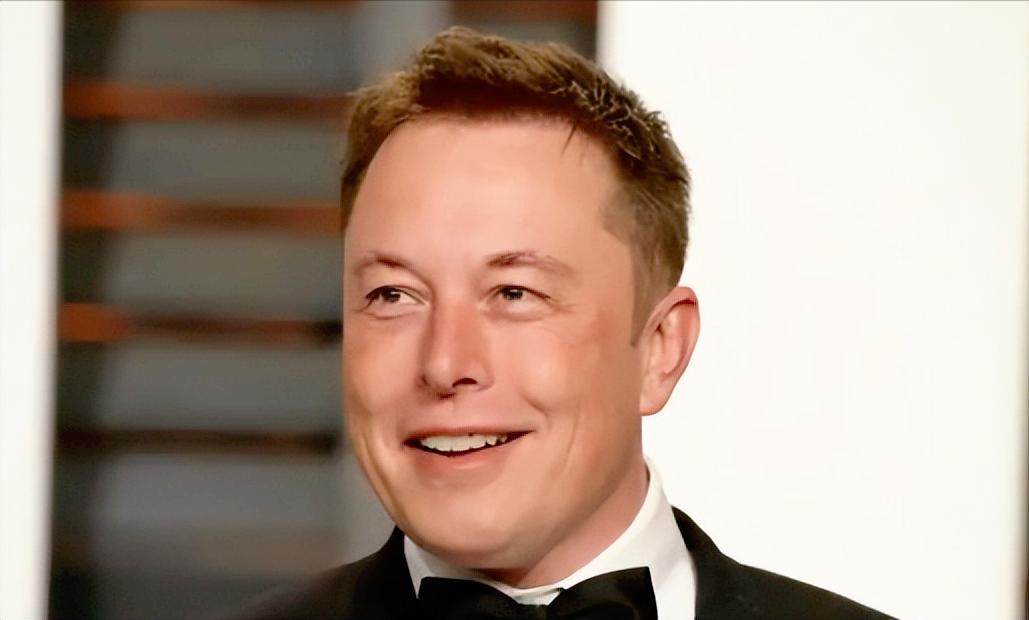 马斯克又语出惊人了，竟然表示“我就是外星人，没人信而已”，全场懵圈了，没人敢真当