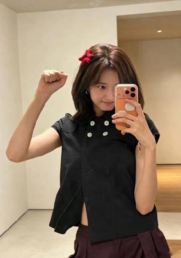 孙千陪看早春晴朗​​​哈哈哈哈桃子陪看红温了都​​​