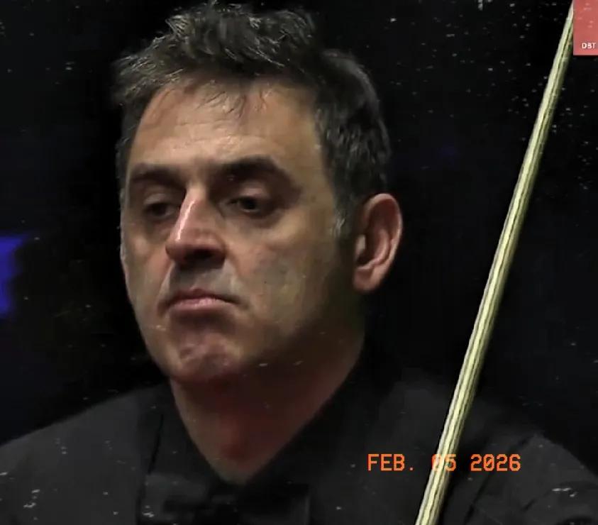 火箭奥沙利文3-5输给了肖国栋，无缘晋级香港大奖赛八强。火箭生气了！台上肖国