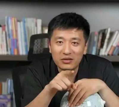 张雪峰老师曾坦诚直言:许多优秀的单位，包括电力和烟草等行业，员工主要是来自名门望
