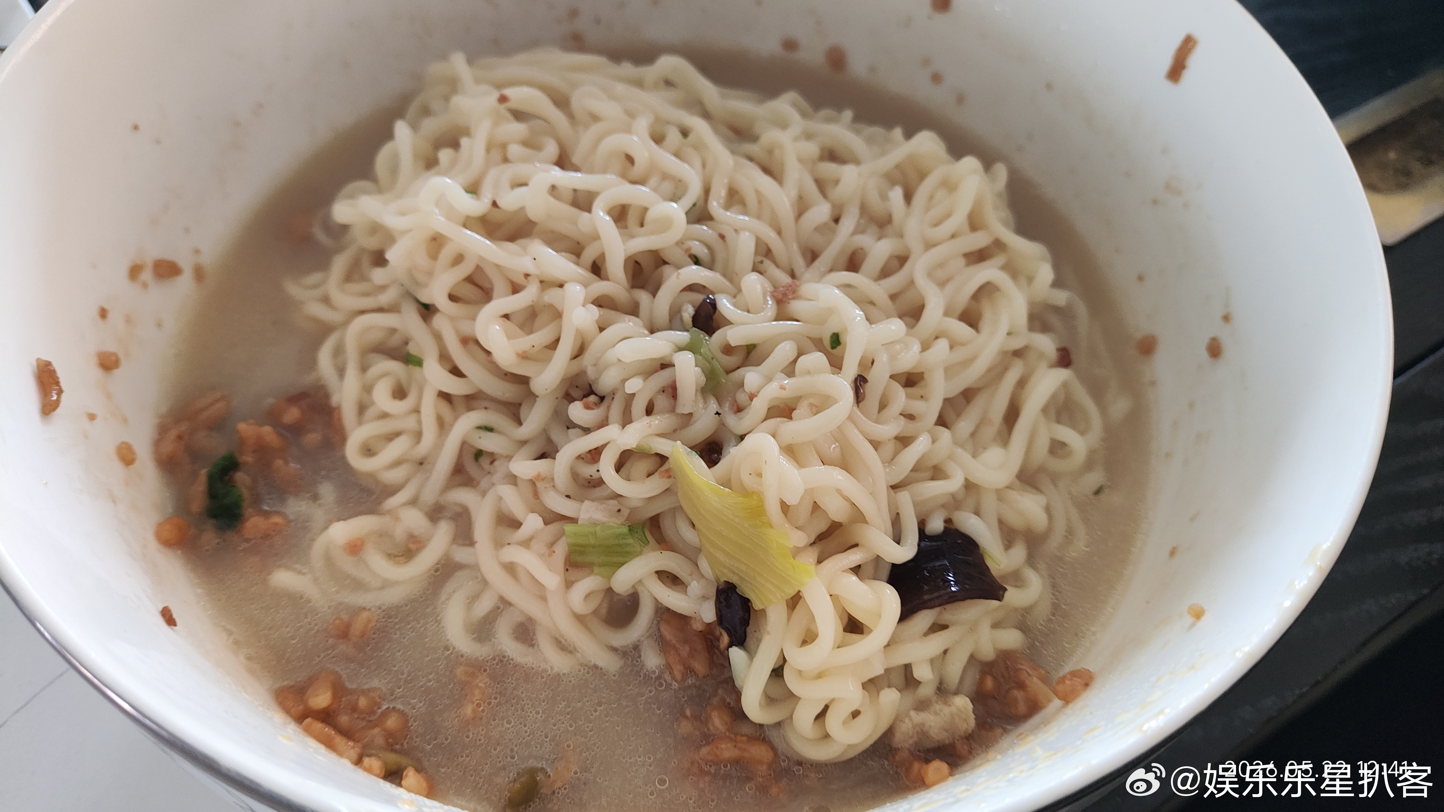 我的日常plog我的美食日记河南人饮食主打两掺，面条掺米饭我的最爱