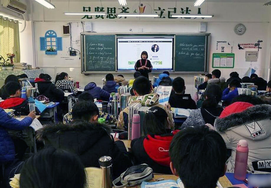 关于中小学的<em>行政级别</em>，很多人觉得没必要存在。因为学校是教学单位，不是<em>行政</em>单位，搞