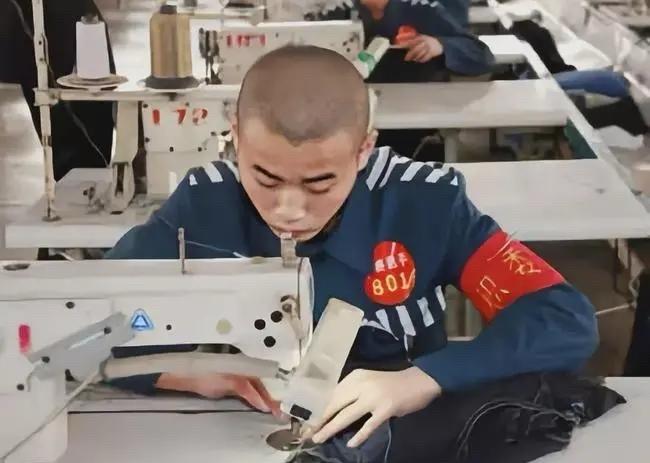 监狱里犯人最盼望的事。第一名，不用我说大家也能猜到肯定是刑满释放，因为监狱里面