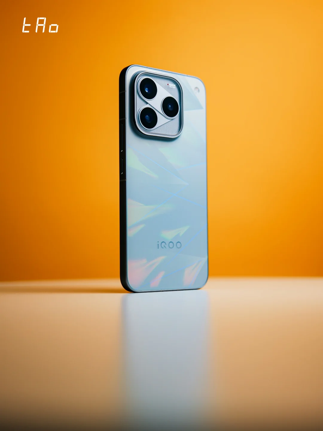 iQOO16真的会发光？！！