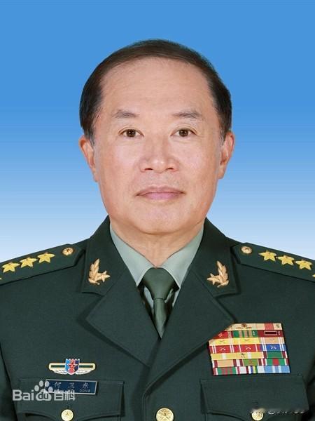 何卫东,此前职务头衔很多,中央政治局委员,中央军委副主席,但在违纪违法,严重职务