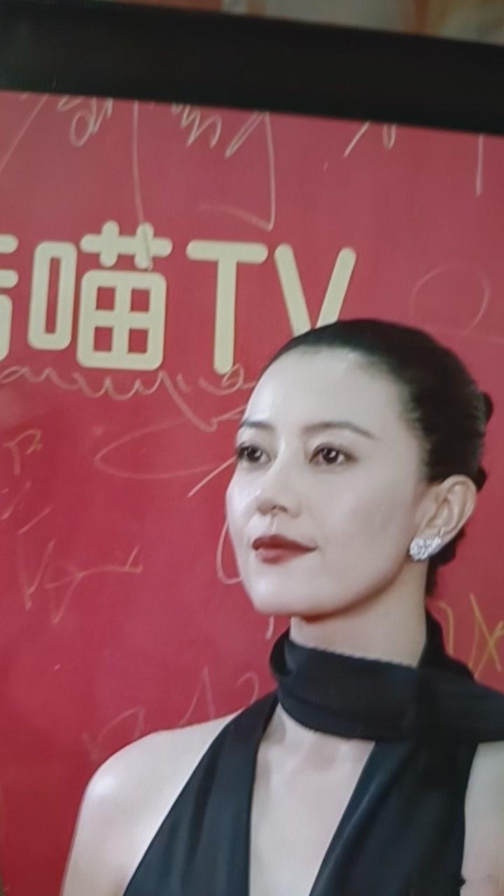 高圆圆好漂亮！目前红毯最佳皮肤紧致饱满​​​