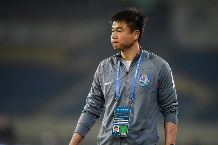 今晚报: 有超过1000名天津球迷 陪伴津门虎队远征山东泰山