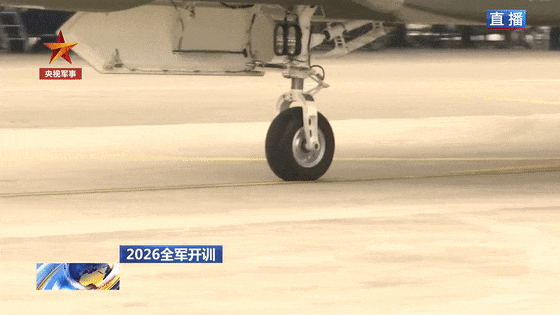 从华盛顿到莫斯科，从新德里到布鲁塞尔，大家看似都在安静观察，实则肌肉紧绷。全球地