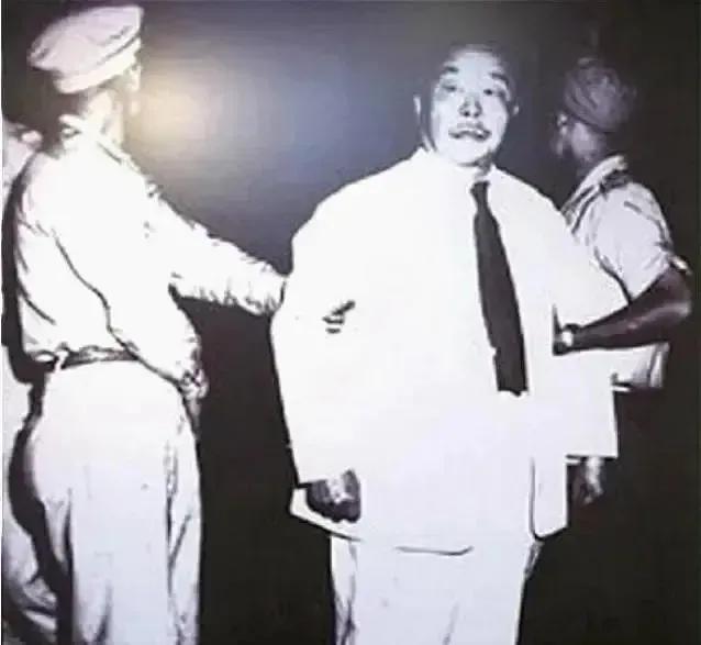 1950年，国军上将陈仪被押去刑场枪毙，监刑的蒋鼎文给他送来酒菜，陈仪却说：“不