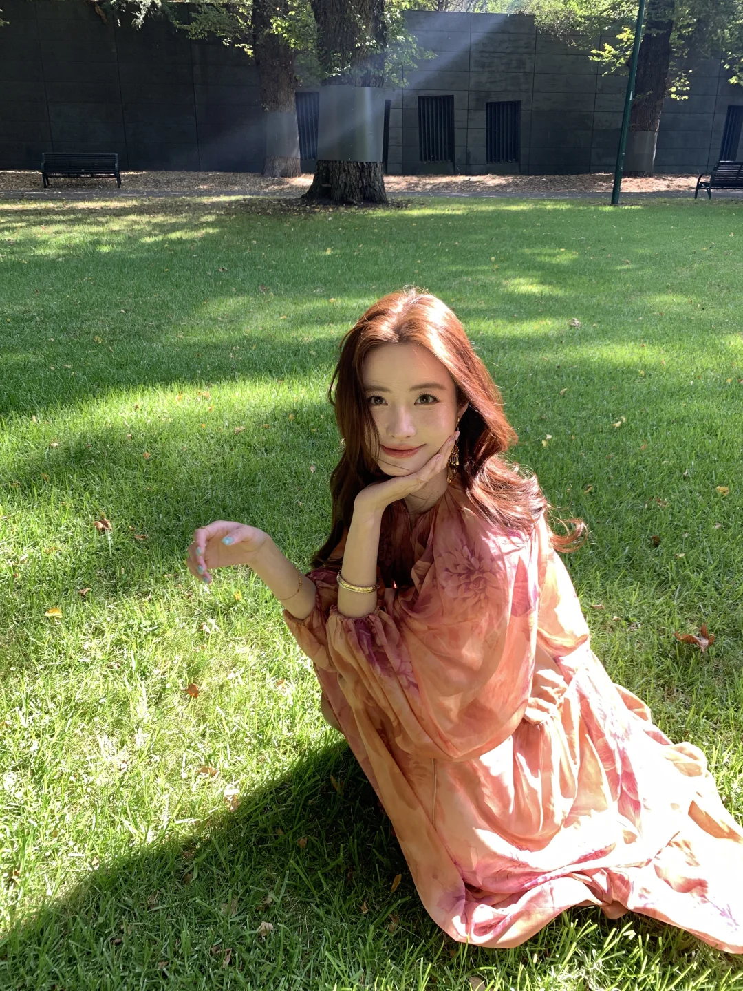 过了一年还是去专柜买过来的裙子美死了