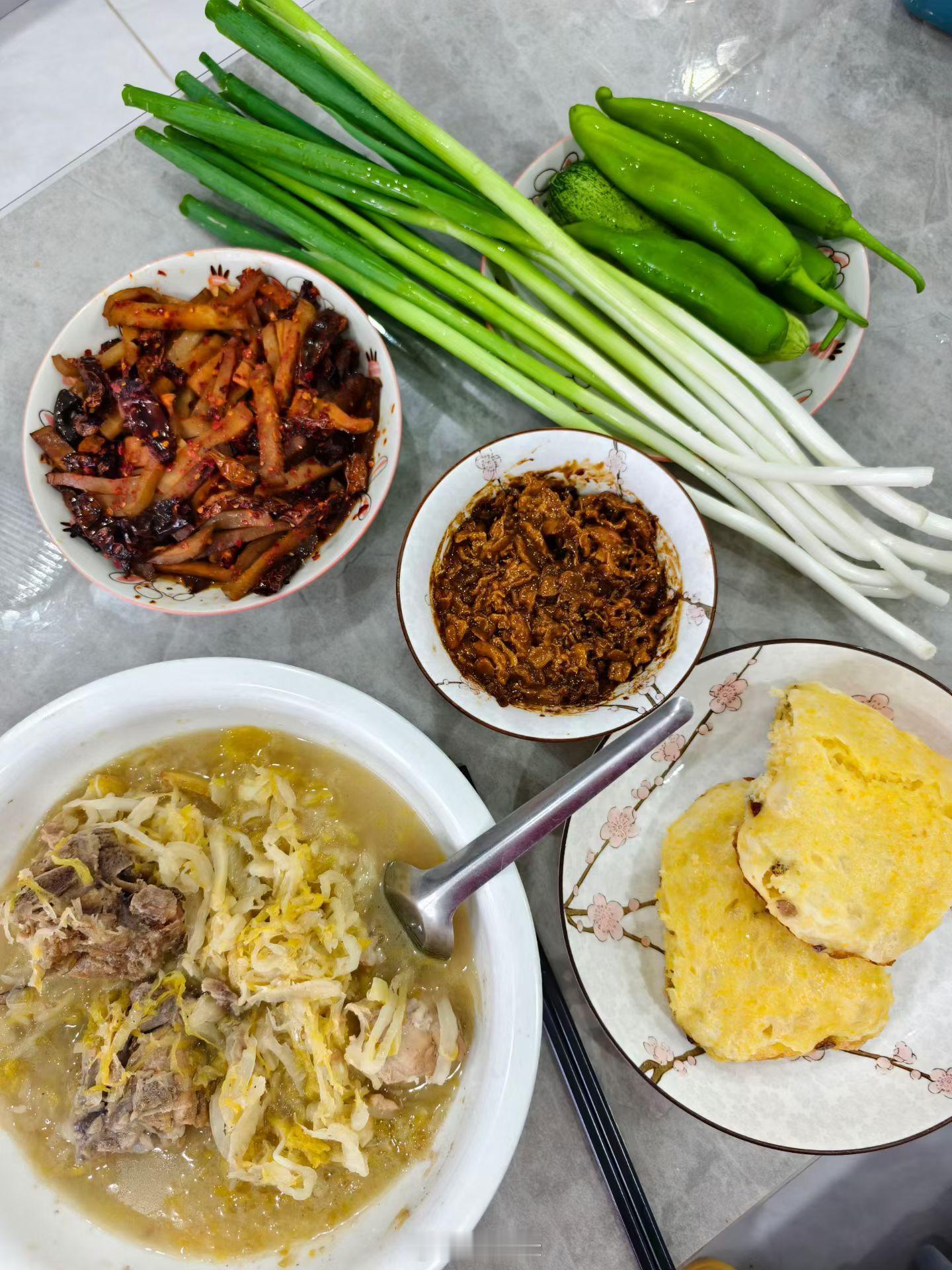 就这饭菜才能吃饱！特色美食！