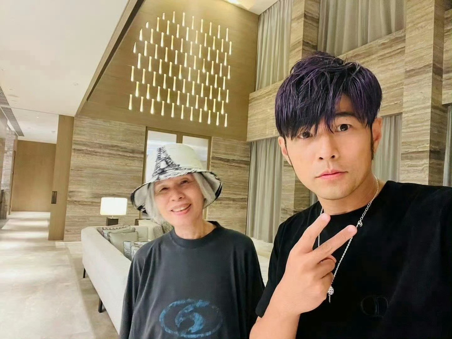 在妈妈眼里永远是个孩子