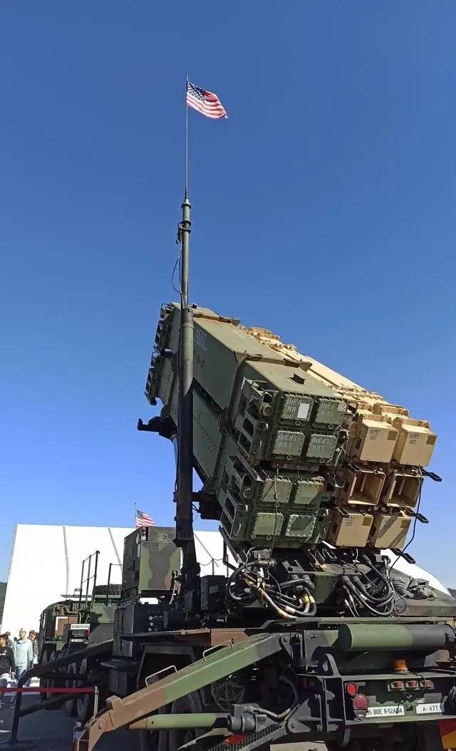 300亿天价赊购！泽连斯基急要27套爱国者欧美扛得住吗？11月10日泽连斯