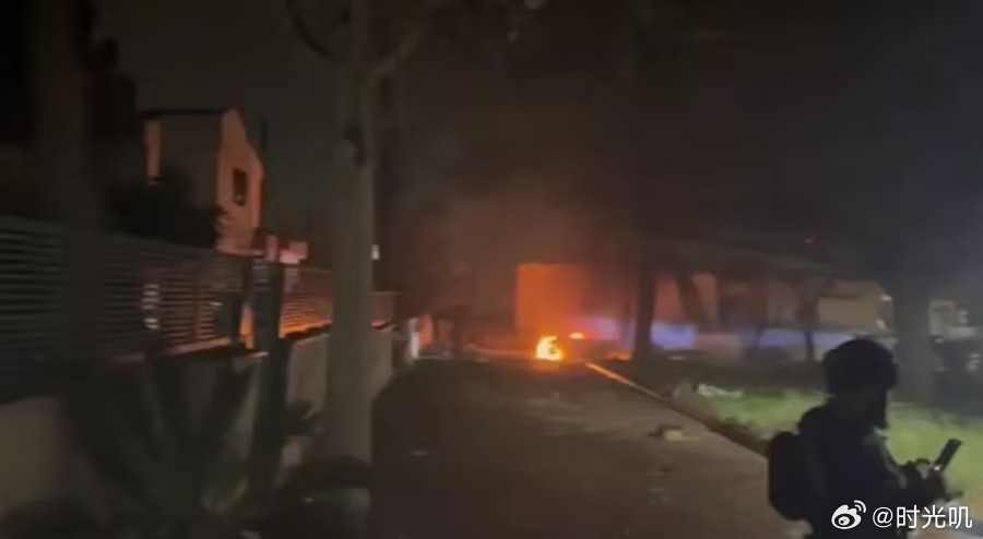 以色列三面受敌胡塞武装时隔5个月再次向以色列南部发射导弹，也是本轮冲突以军首次监