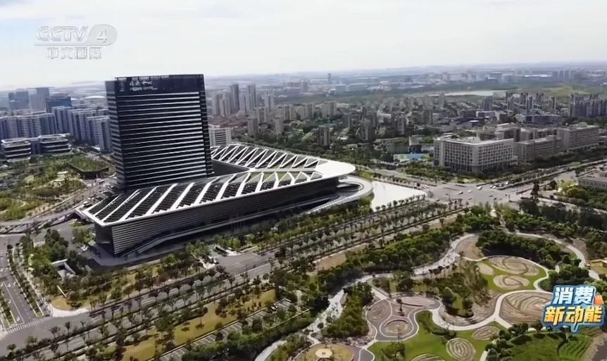 外环外出新政，这一举措意义重大，从多方面放宽购房条件，必将给上海房产市场带来活跃