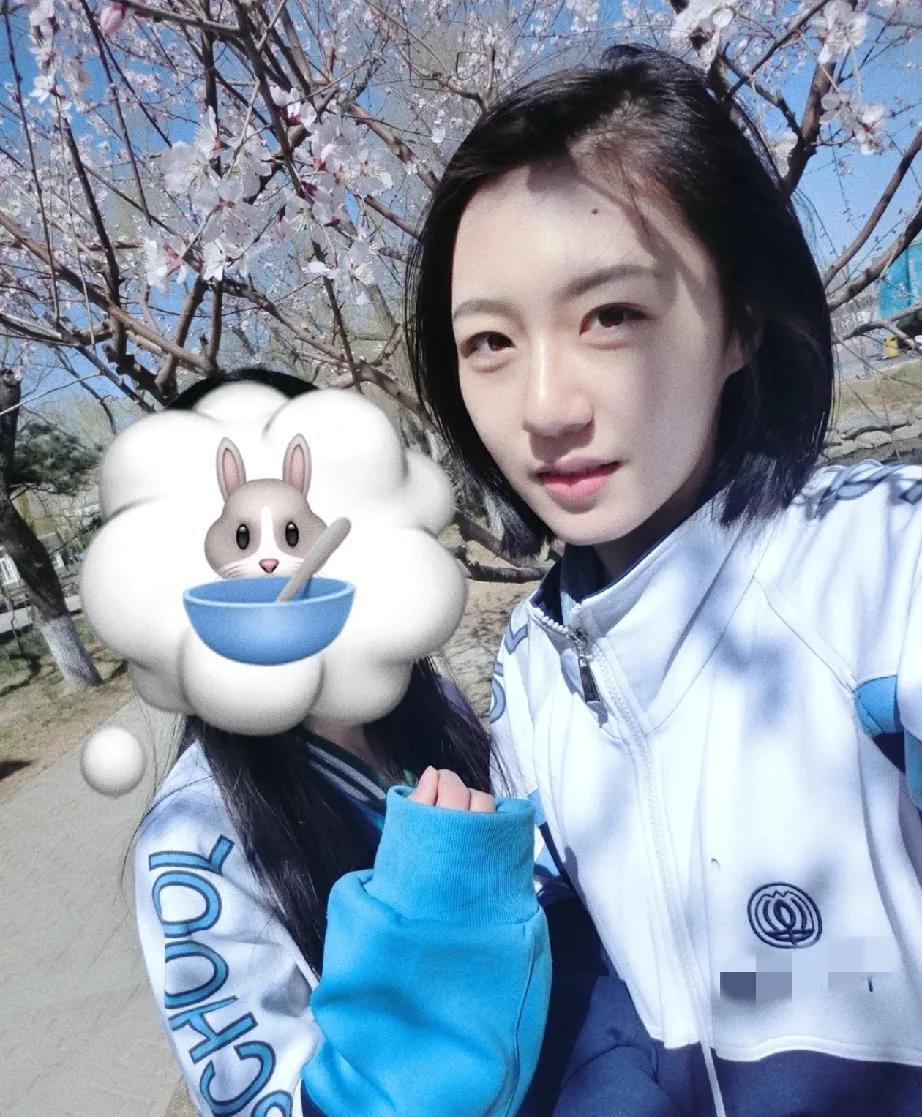 高考结束后并不是很开心我发现爸妈都在骗我，爸爸考前一直一直说要给我买最好的手机