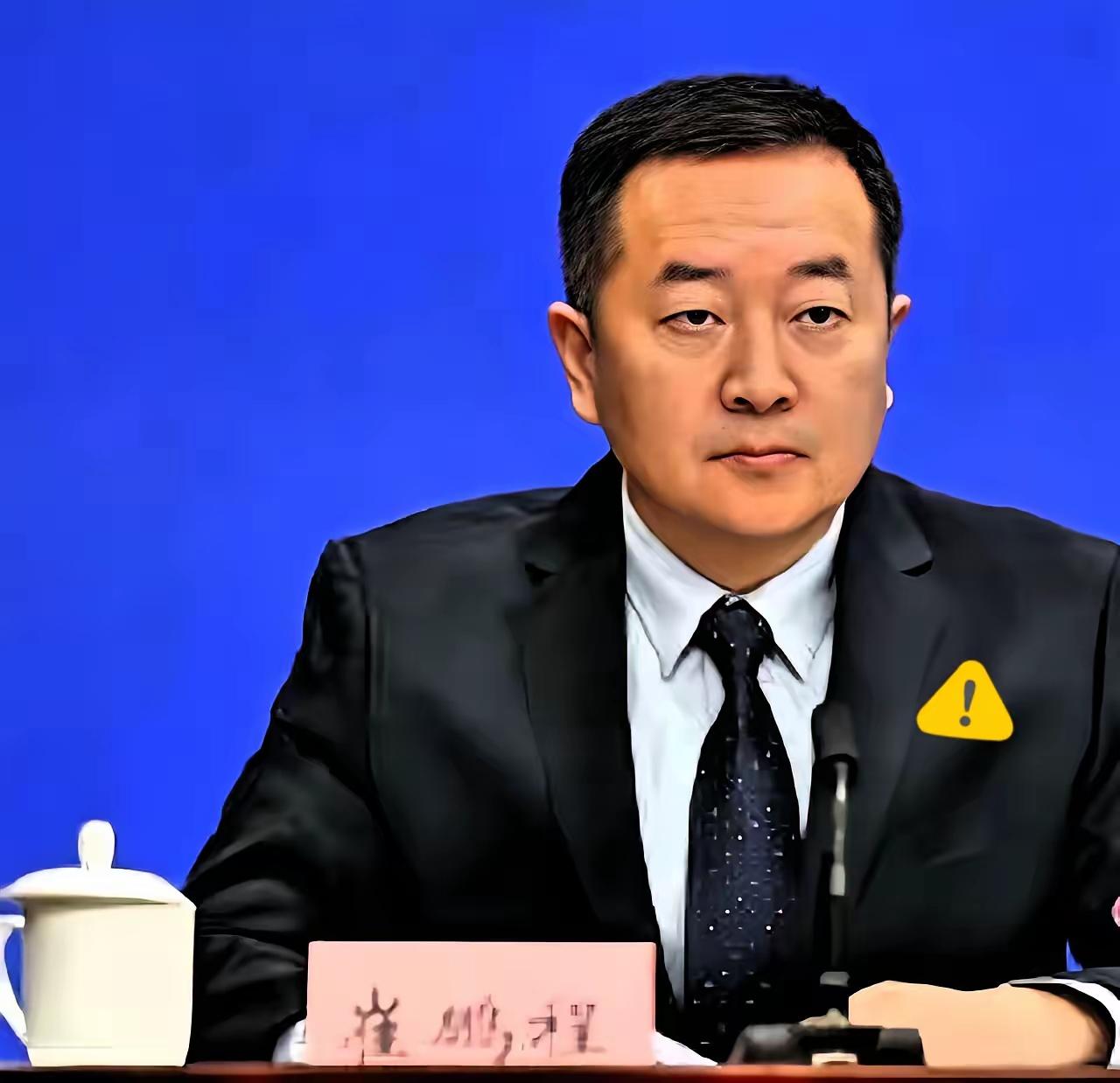 造出“恶意讨薪”这词的人，该钉在良知的耻辱柱上！凭力气挣钱，拿血汗工资，本就是