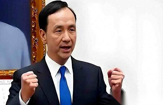 好家伙，211个地方主委，一锅端，全辞了。朱立伦这一手，玩得是真大，也真绝。国