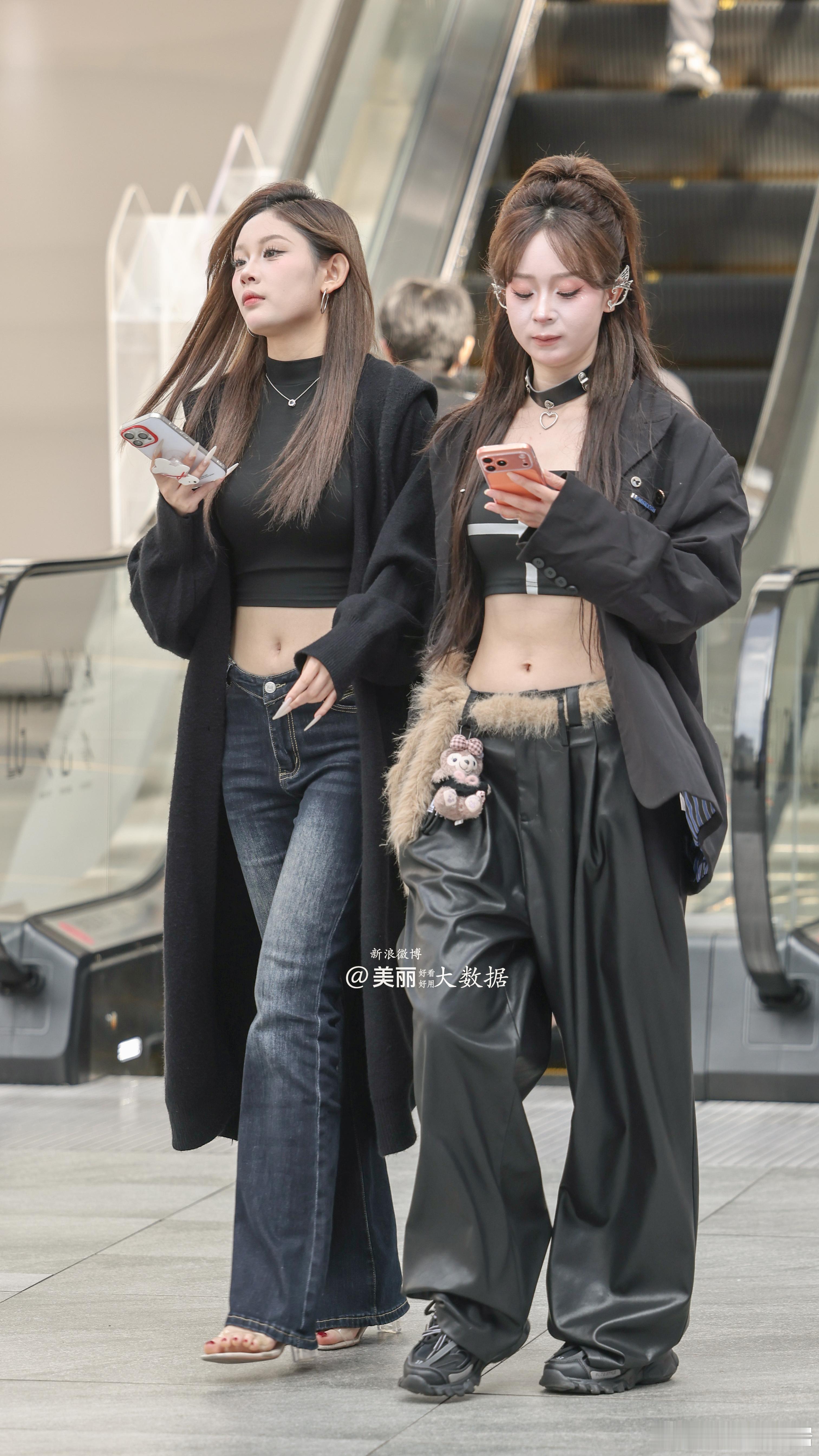 嗯，居然是凉鞋？嗯嗯