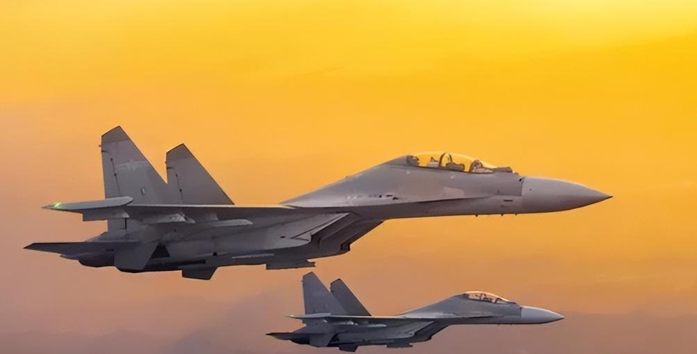 赖清德当局相关部门今天表示，从今天上午7:40起，发现中国各式飞机（歼16，空警