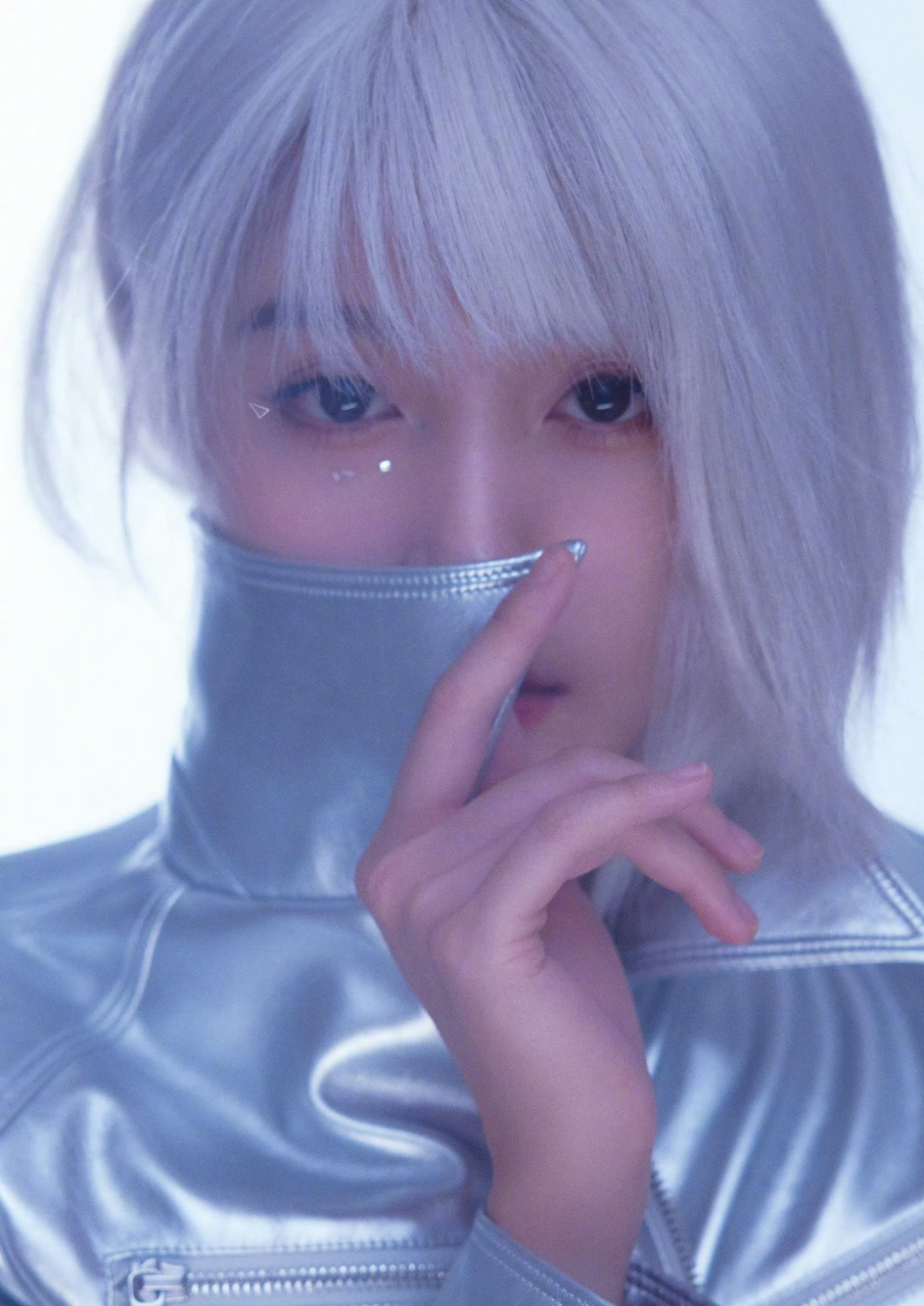 关晓彤我的星际文女主看多了科幻作品，总会想象那位引领人类走向深空的女主角该是什