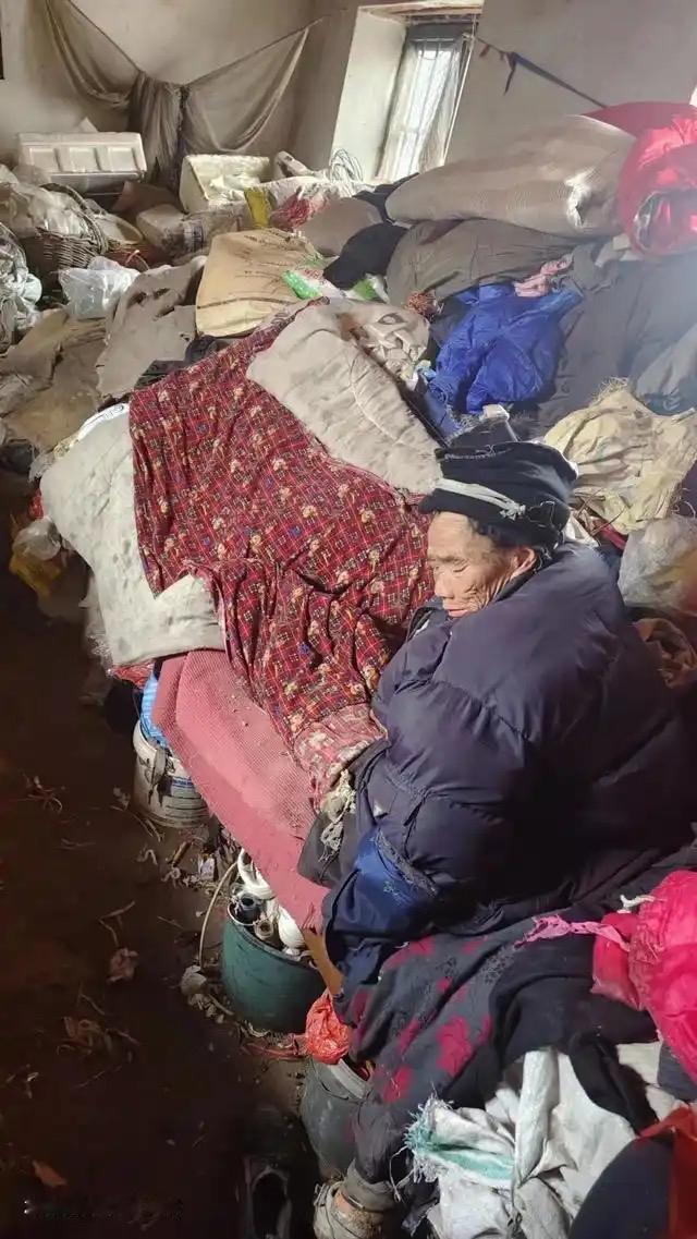 我对老丈人叫爸叫不出口，老丈人教育了我，说我可以不叫他爸，实在不行，就叫老陈吧，