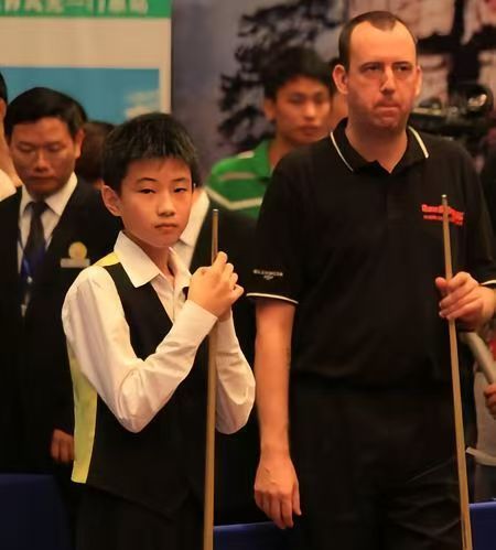 赵心童世锦赛冠军之路赵心童本次斯诺克世锦赛的夺冠之路⬇️✅资格赛第一轮：赵心童