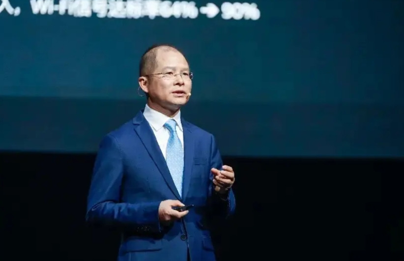 这就是为什么我要支持华为的原因了。根据徐直军的说法：预计2026年第一季度推