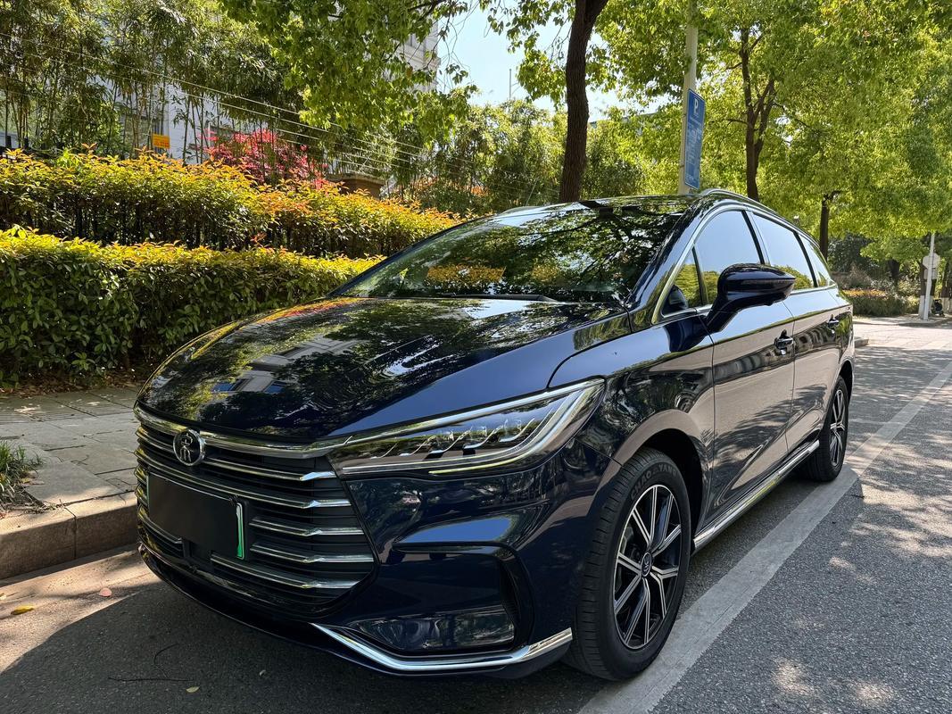 最近后台被问爆了——“家用MPV选哪款不踩坑？”“商务接待买GL8还是