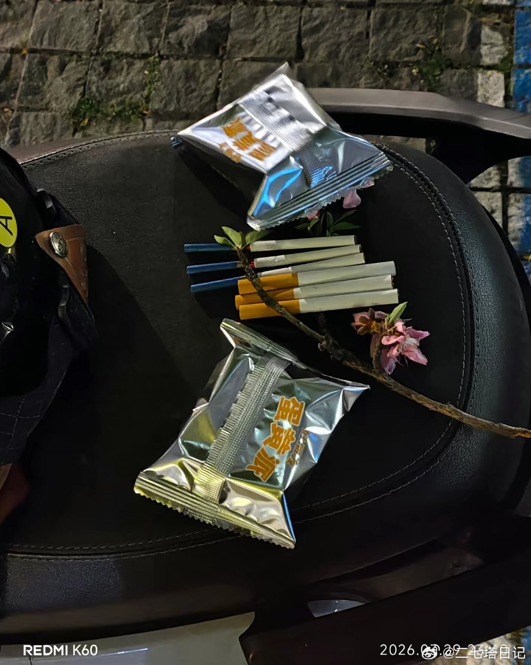 张老师的小电驴，再也等不到它的主人了