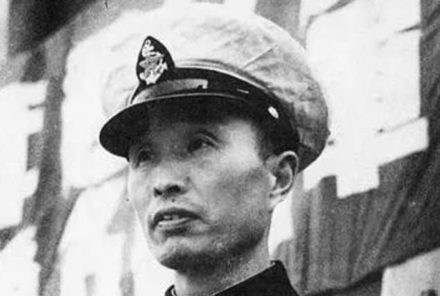 参谋长对司令员不满，矛盾激化后被调离部队，2位元帅都没保下他1955年，南京