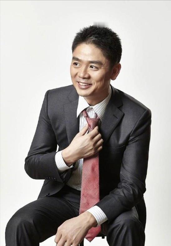 2023年，京东集团62万员工，总共发放了1047亿工资。2024年，京东集