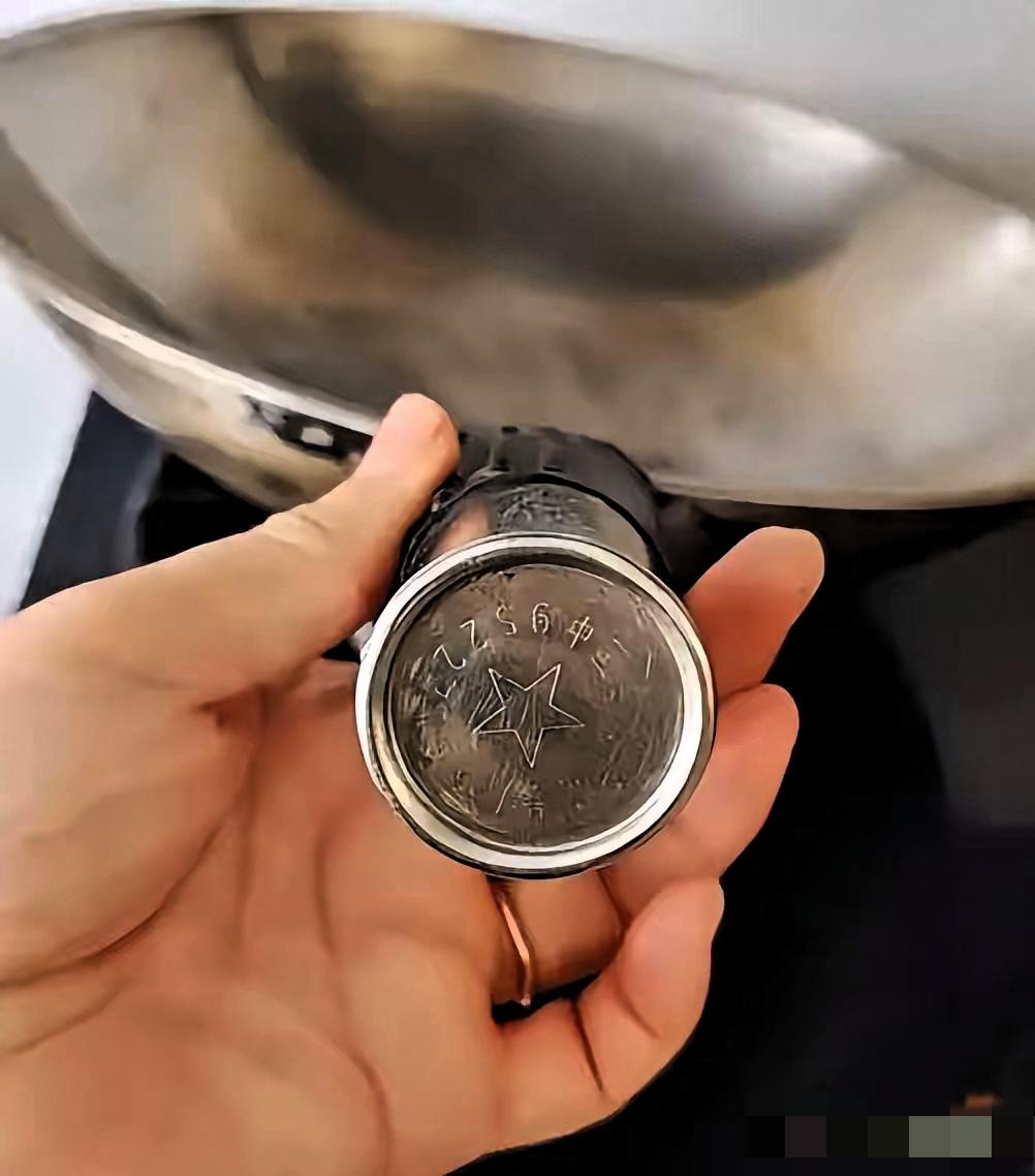 好消息炸锅了!浙江瑞安那家老牌铁锅厂要复工卖锅了,网友们终于不用再到处找同款了!