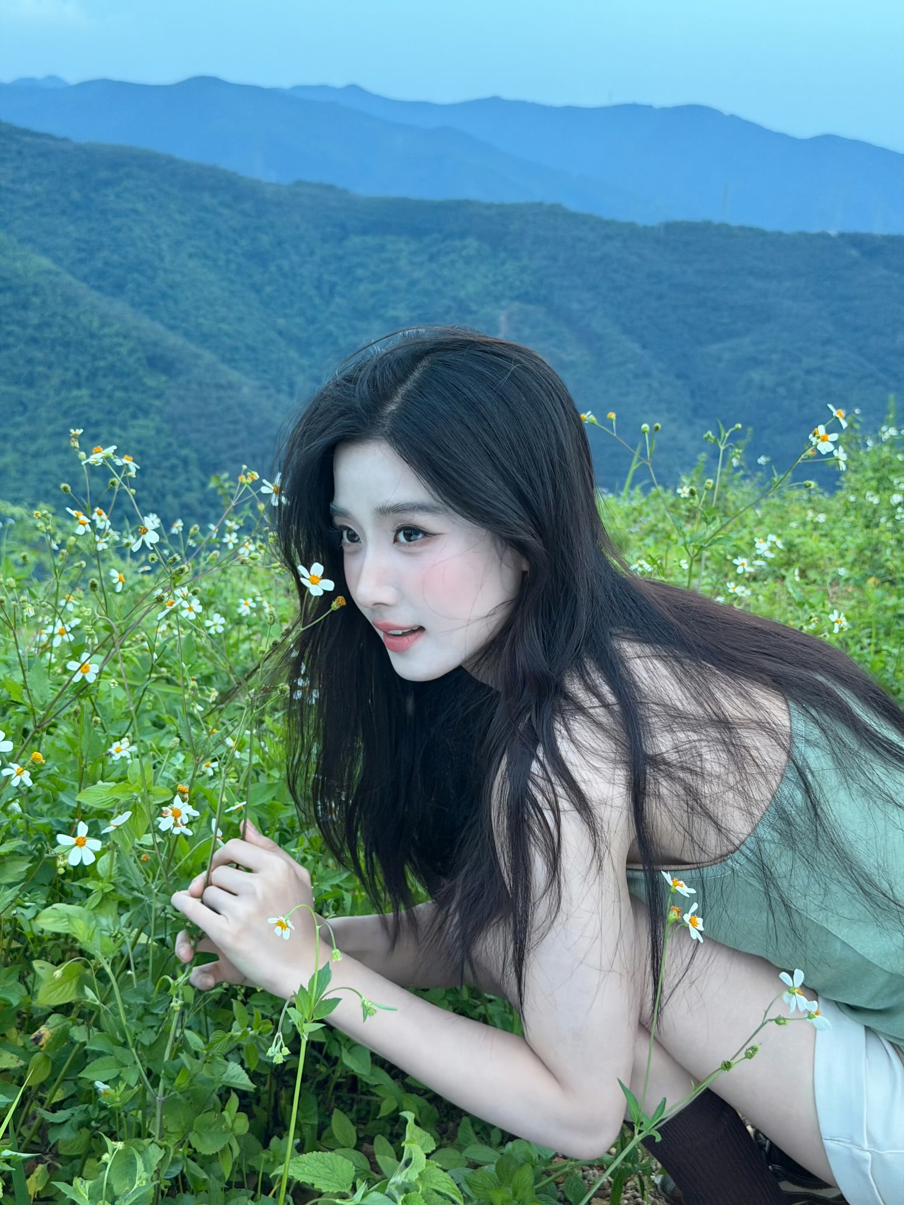 蛙趣好漂亮啊卢昱晓🥺​​​