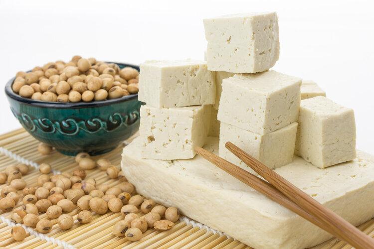 豆腐再次成为关注对象！医生发现：吃豆腐时，千万多留意这几点！豆腐这东西，中国
