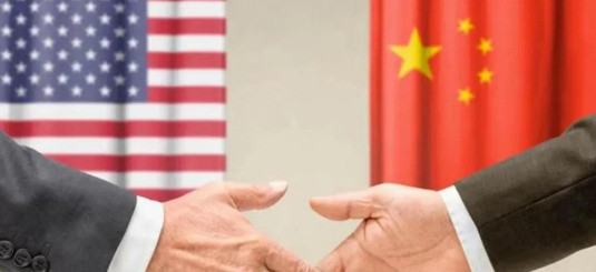 中国航母西太平洋秀肌肉美国态度大变---