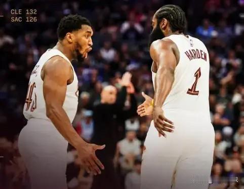 好消息是哈登三分回来了，坏消息是球队好像没有磨合好。1.比赛赢了，第一次很