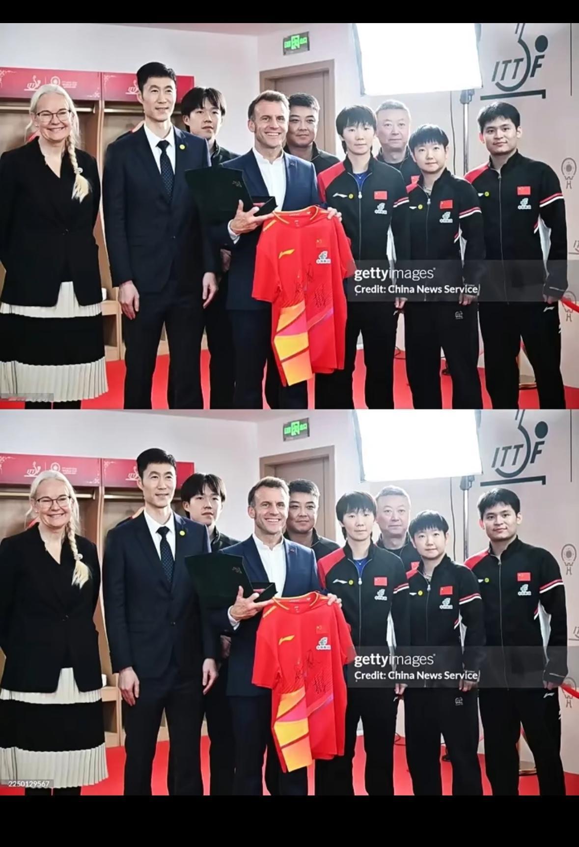 莎莎好带样，旁边是曼昱，海产姐妹！这次大合照，站旁边依旧有力量，孙颖莎亚洲唯一