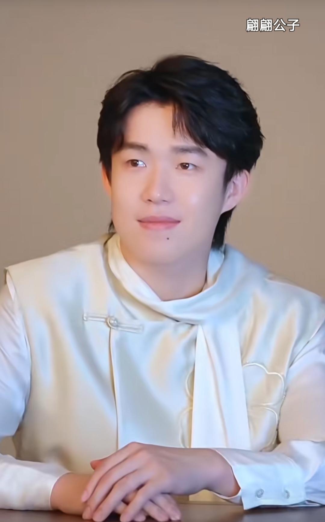 实力与颜值并存，低调又努力，还热心公益事业的运动员除了王楚钦和孙颖莎，还有谁呢？