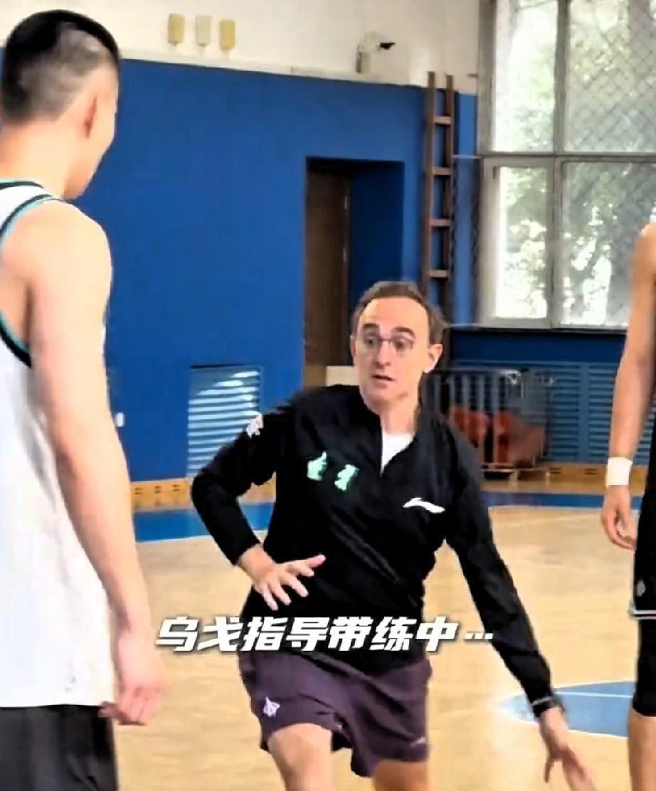 恕我直言！辽宁男篮下赛季内线群更加强大，并不在广东宏远实力之下，别看韩德君退役，