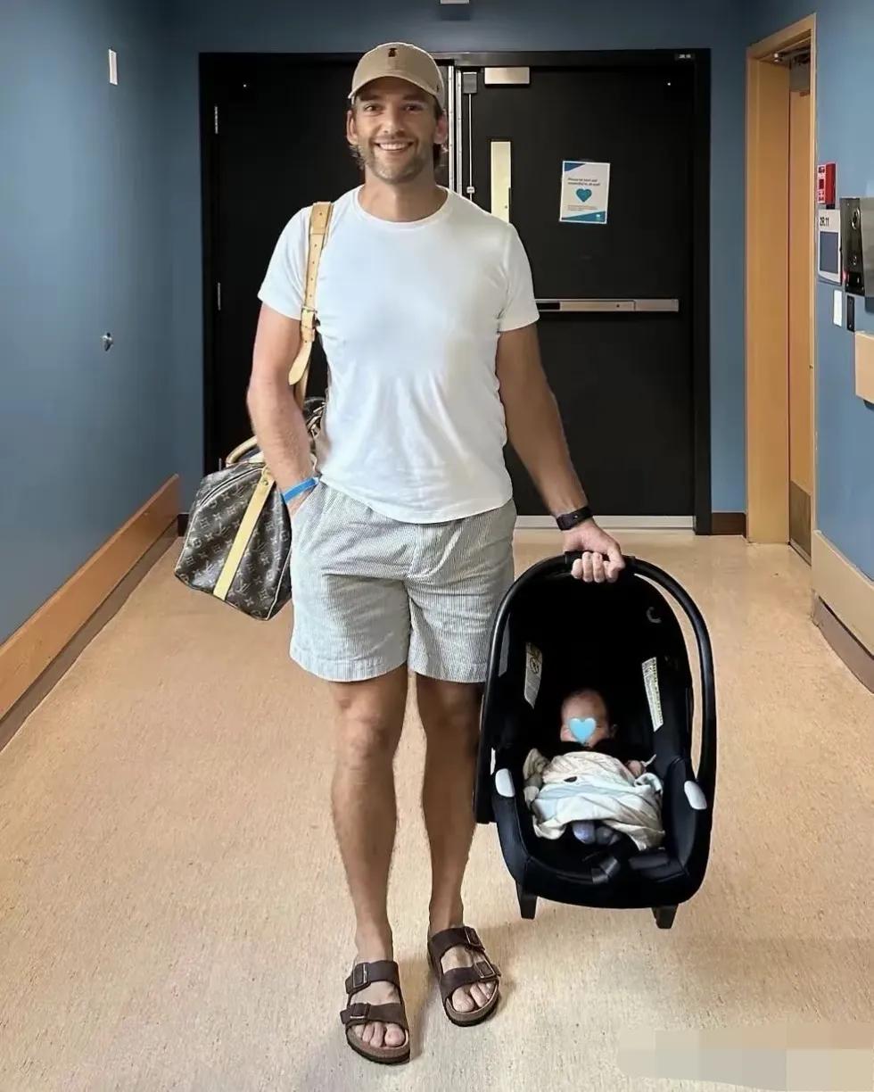 谢霆锋妹妹谢婷婷的男人缘非常好，她虽然一直没结婚，但很会找对象。这是她的新任男