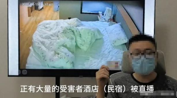 安徽合肥，在一家学校附近，有两个学生进入民宿开房，他们在房间内可能会做出隐私的行