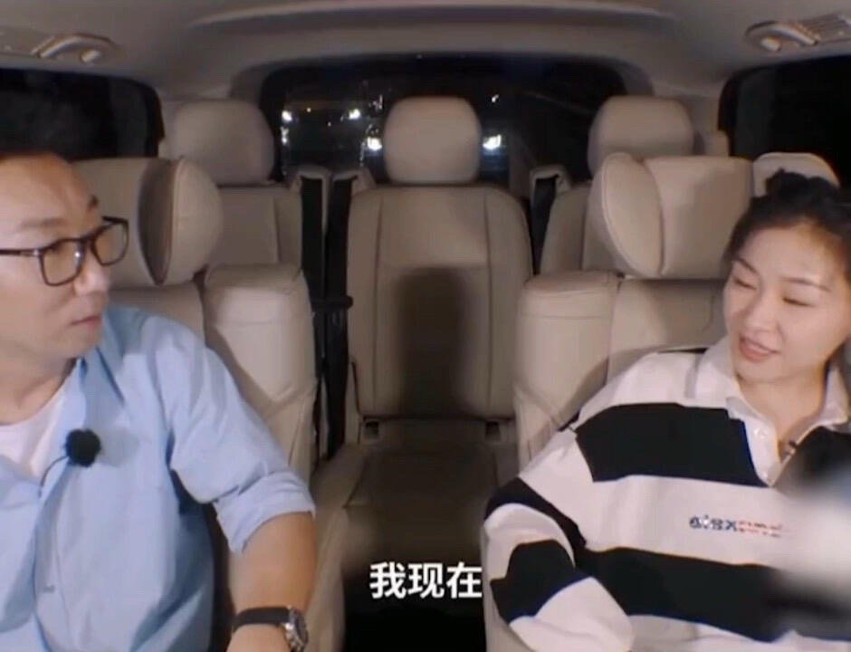 金靖自曝存款，坦言长大后明白金钱的重要性